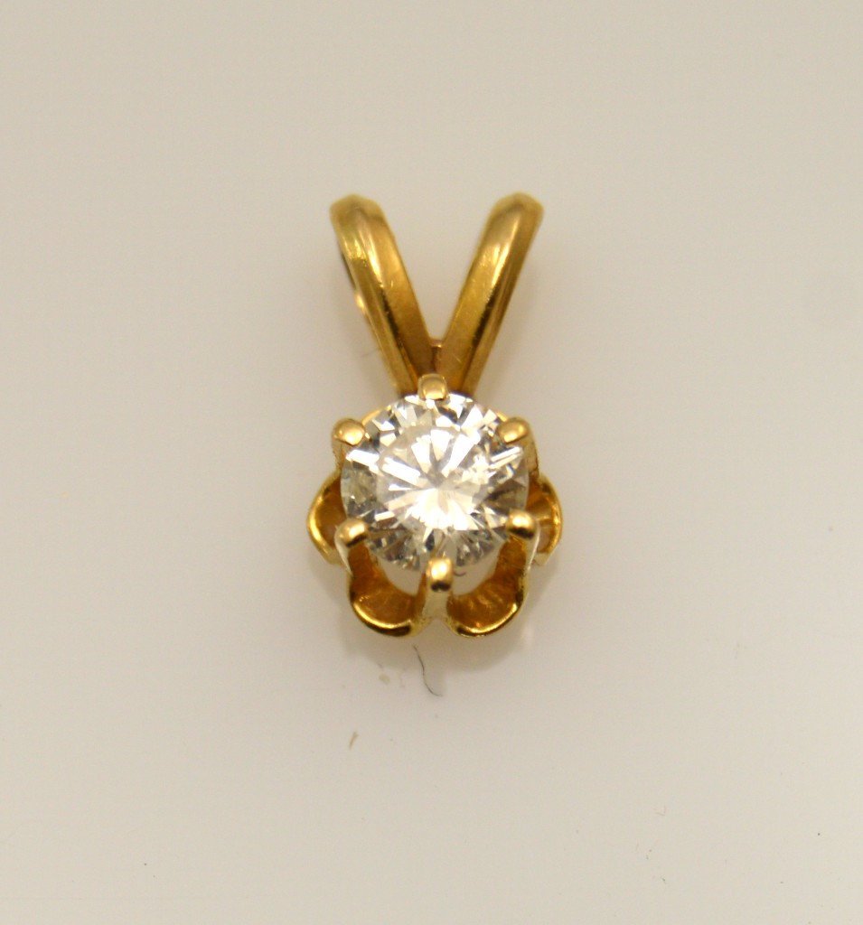 Buttercup diamond pendant Clearance