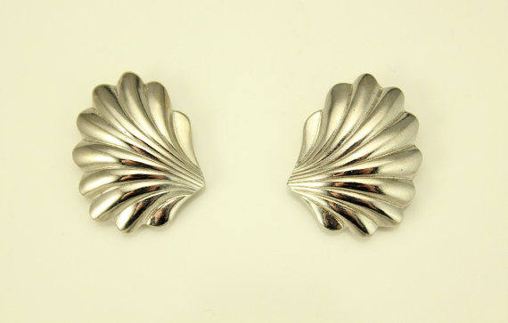Gold or Silver Scallop Shell Magnetic or Pierced Earrings - Laura Wilson Gallery 
