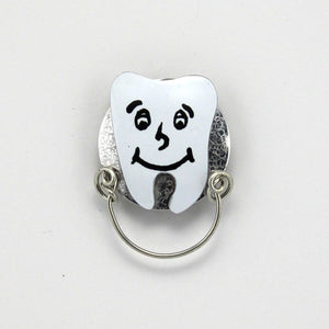 Happy Tooth Magnetic Eye or Sun Glass Holder - Laura Wilson Gallery 
