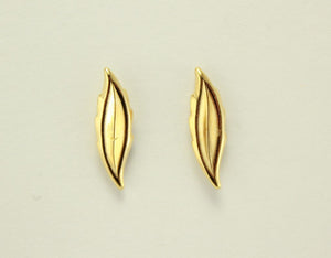 Magnetic 14 Karat Gold or Nickel  Plated Tiny Leaf  Earrings - Laura Wilson Gallery 