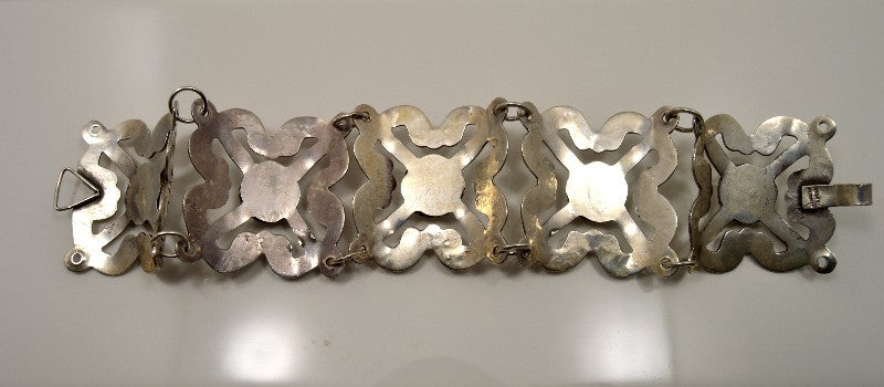 Timeless Charm: Handmade Vintage Mexican Silver Bracelet