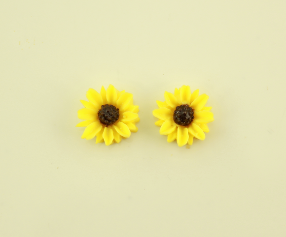 10 mm Round Sunflower in Magnetic or Pierced  Earrings